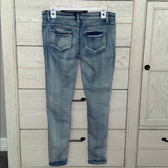 Flip Side Jeans - Picture 3 of 6